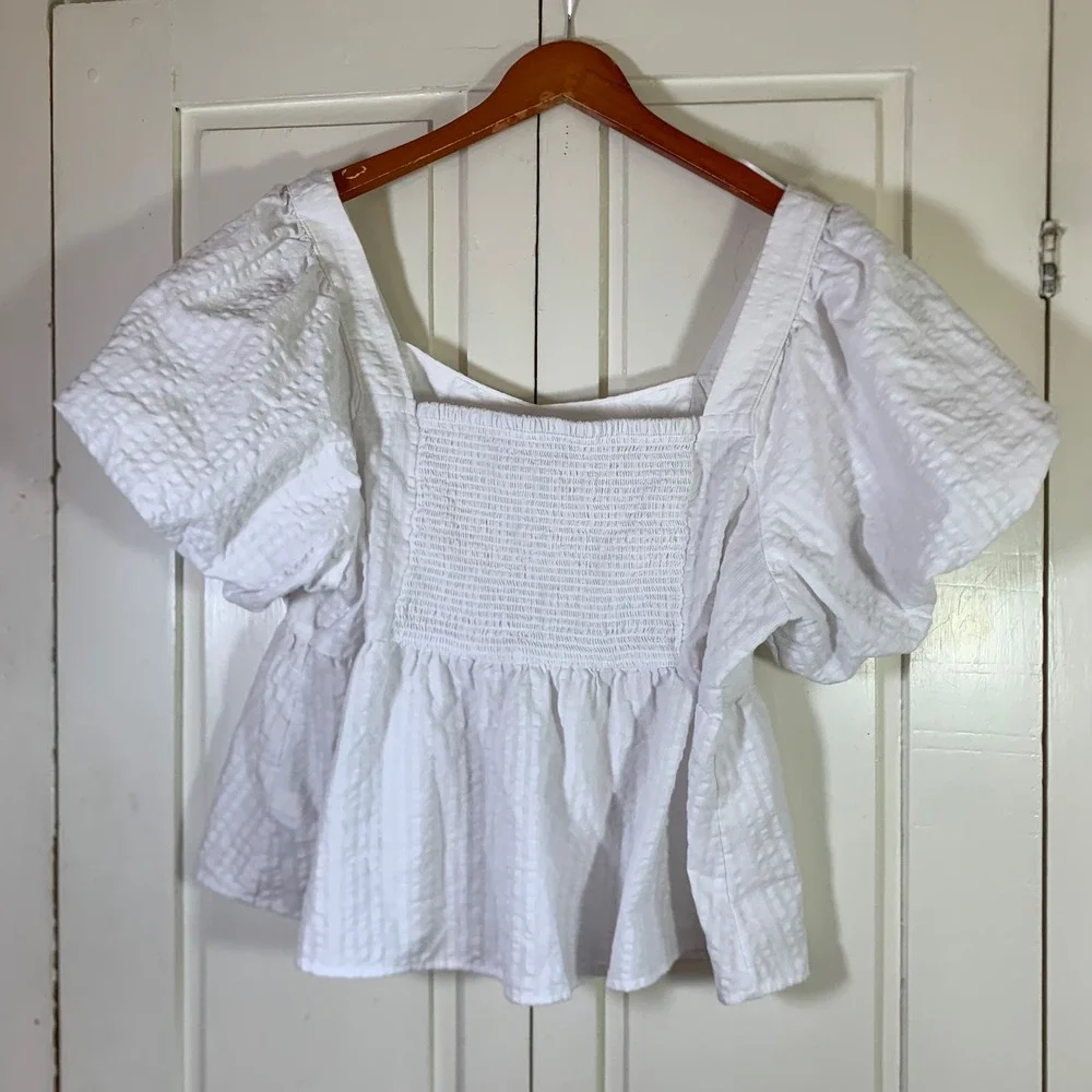 Old Navy Women XL White Seersucker Puff Sleeve Babydoll Top Square Neck Cottage